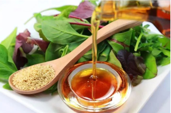 你對芝麻油的奇妙用途了解多少？別只用它來拌蔬菜！